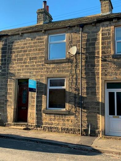 2 Bedroom Terraced House To Rent In Peel Place, Burley In Wharfedale, LS29