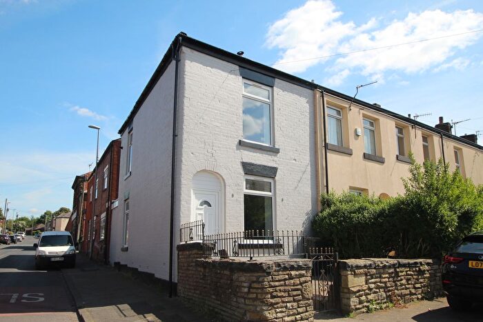 2 Bedroom End Of Terrace House To Rent In Nelson Street, Heywood, Rochdale, OL10
