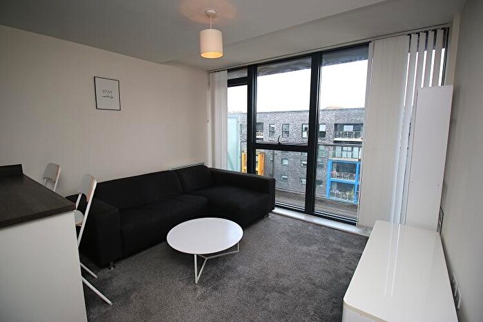 2 Bedroom Apartment To Rent In Potato Wharf Manchester, M3