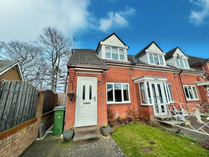 2 Bedroom Semi-Detached House To Rent In Mascotte Gardens, Hornsea, HU18