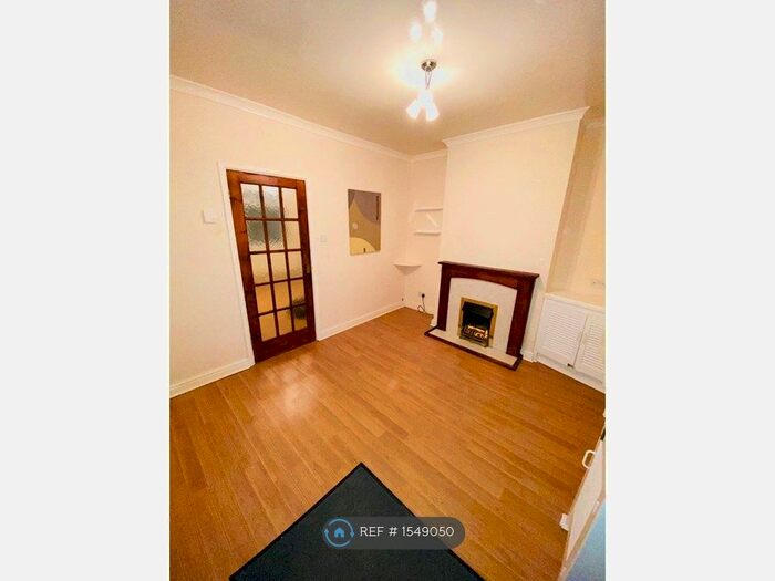 2 Bedroom Terraced House To Rent In Bank Street, Stoke-On-Trent, ST6