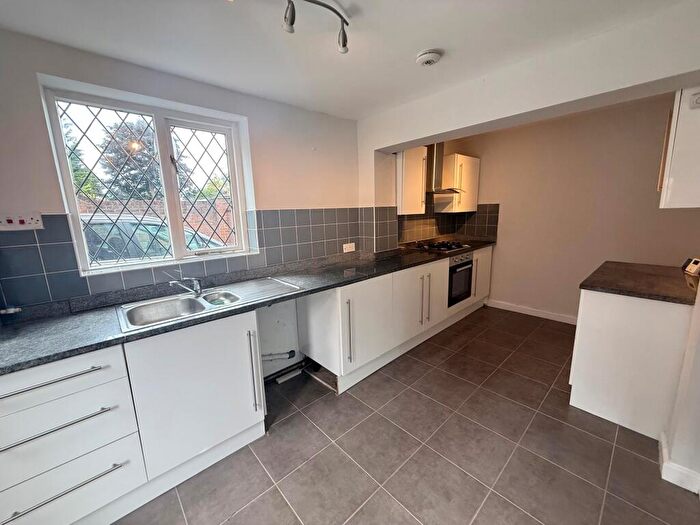 3 Bedroom Cottage To Rent In Top Street, Bawtry, Doncaster, DN10