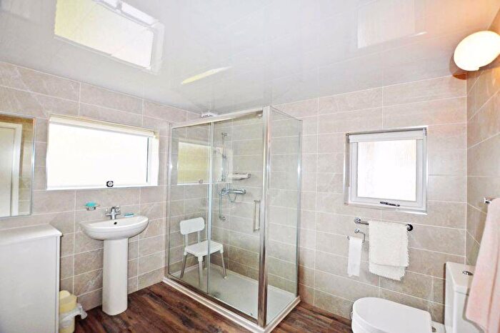 2 Bedroom Detached Bungalow For Sale In Ash Drive, Poulton-Le-Fylde, FY6