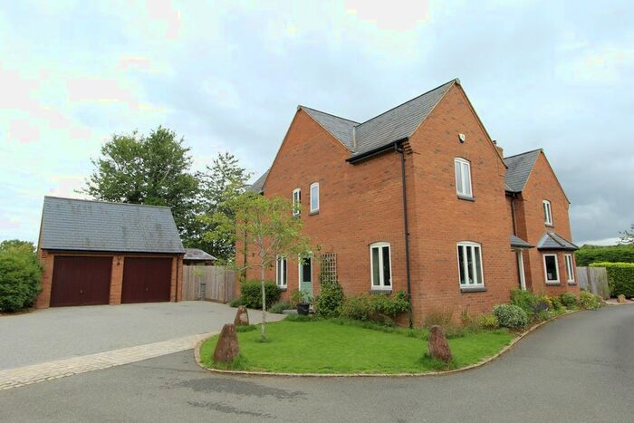 5 Bedroom Detached House For Sale In Grange Gardens, South Kilworth, LE17