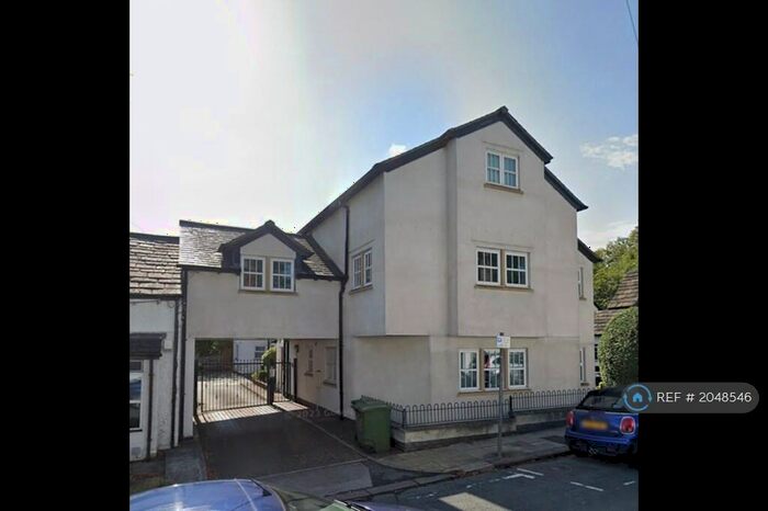 2 Bedroom Flat To Rent In Barton Road, Manchester, M28
