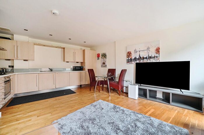 2 Bedroom Flat To Rent In Central Reading, Reading, RG1