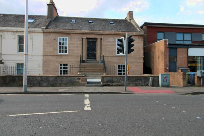 2 Bedroom Flat To Rent In Grahams Road, Falkirk, FK1