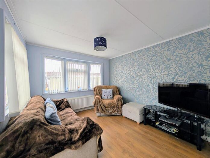 2 Bedroom Park Home For Sale In Staverton Park, Staverton, Cheltenham, GL51