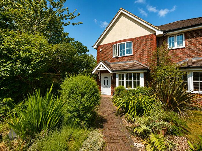 2 Bedroom Semi-Detached House For Sale In Greenfinch Drive, Twyford, Reading, Berkshire, RG10