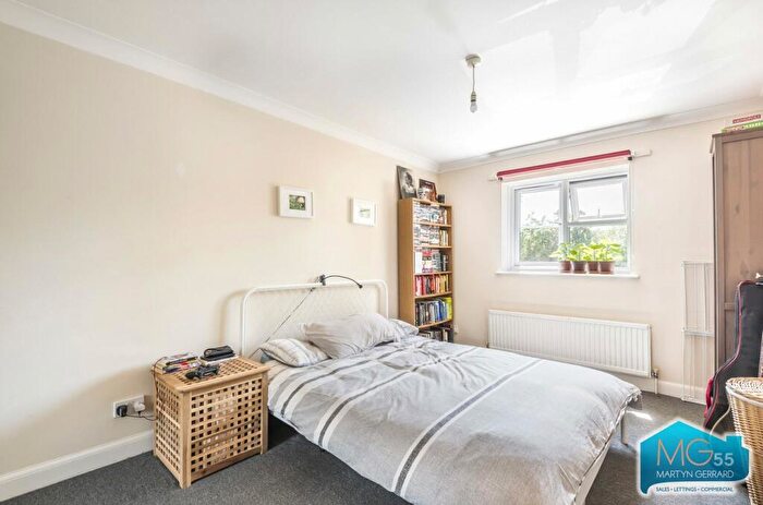 1 Bedroom Apartment To Rent In Hannay Lane, Crouch End, London, N8