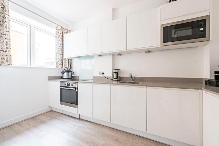 1 Bedroom Flat For Sale In Richard Trees Way, , Mile End, E3