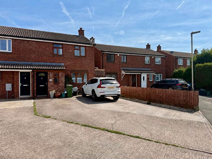 3 Bedroom End Of Terrace House To Rent In Rye Avenue, Cheltenham, GL51