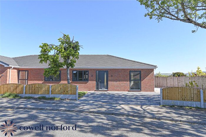 3 Bedroom Bungalow For Sale In Woodheys Road, Hollingworth Lake, Littleborough, OL15