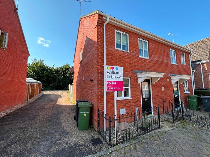 2 Bedroom Semi-Detached House To Rent In Pennycress Drive, Thetford, IP24