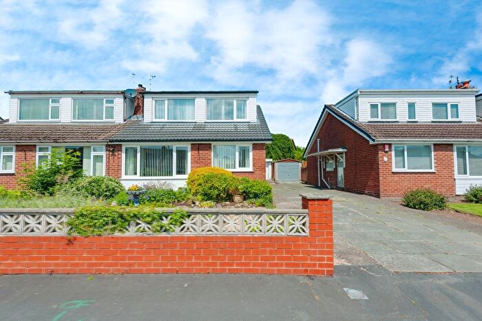 2 Bedroom Bungalow For Sale In Cranshaw Avenue, Clock Face, St. Helens, Merseyside, WA9
