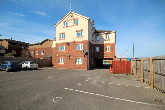 2 Bedroom Flat To Rent In Trunk Road, Eston, Middlesbrough, Cleveland, TS6