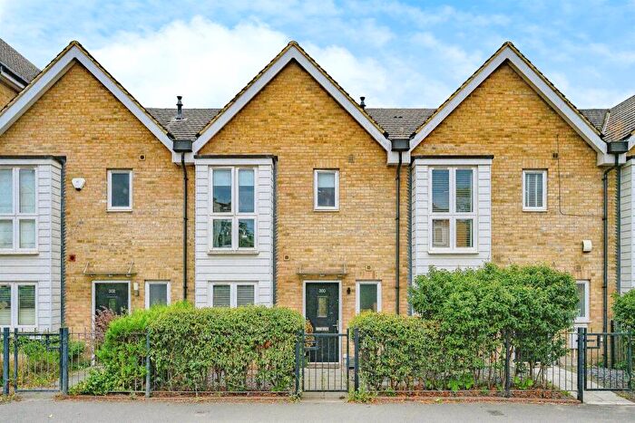 3 Bedroom Terraced House For Sale In Belswains Lane, Hemel Hempstead, HP3