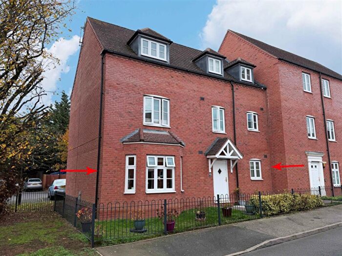 2 Bedroom Flat For Sale In Longfellow Road, Stratford-Upon-Avon, CV37
