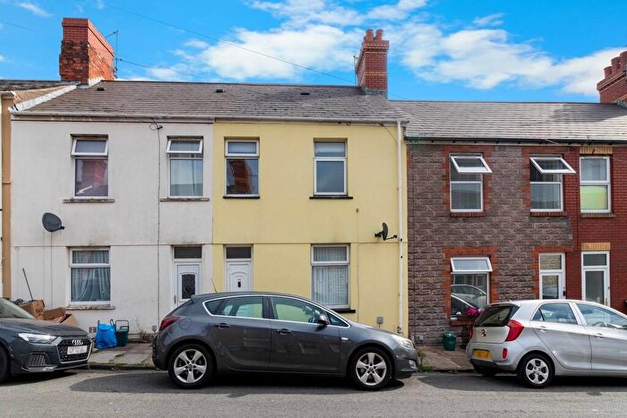3 Bedroom Terraced House For Sale In Jenner Street, Barry, CF63