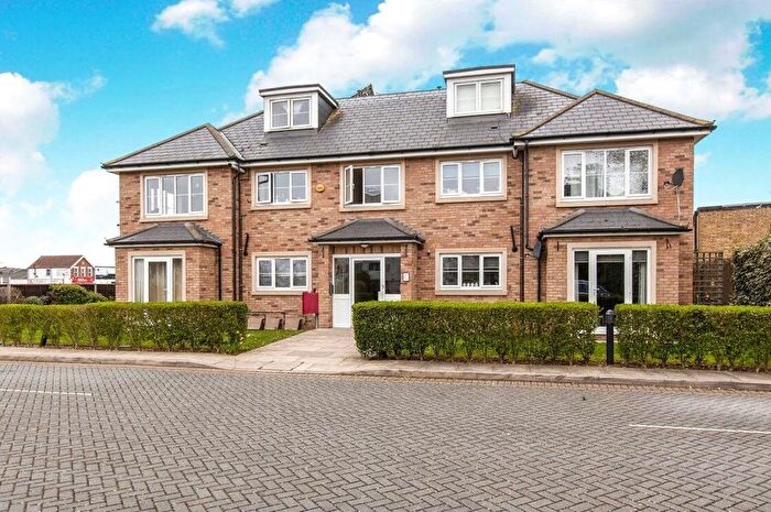 3 Bedroom Flat To Rent In Town Lane, Stanwell, Staines-Upon-Thames, Surrey, TW19