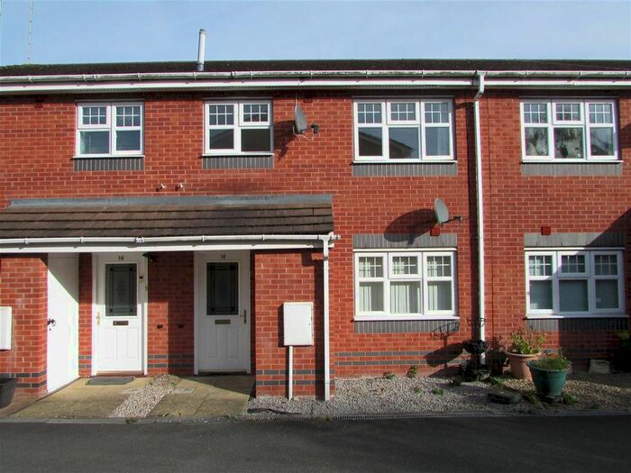 1 Bedroom Flat To Rent In York Close, Rugeley, WS15