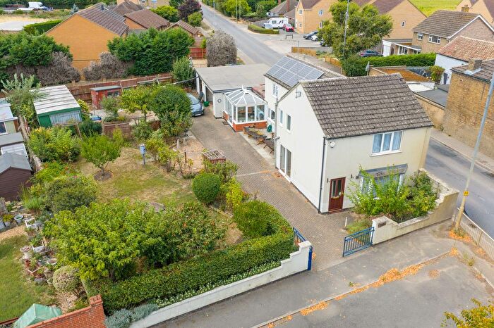 4 Bedroom Detached House For Sale In South Green, Coates, PE7