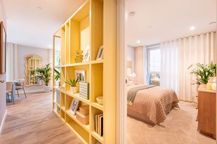 3 Bedroom Flat For Sale In Grand Union, Alperton, HA0