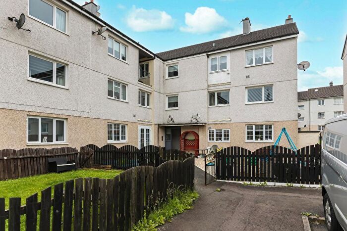 3 Bedroom Flat For Sale In Glenelg Quadrant, Easterhouse, G34