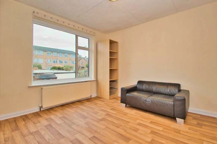 2 Bedroom Flat To Rent In Toorack Road, Harrow Weald, HA3