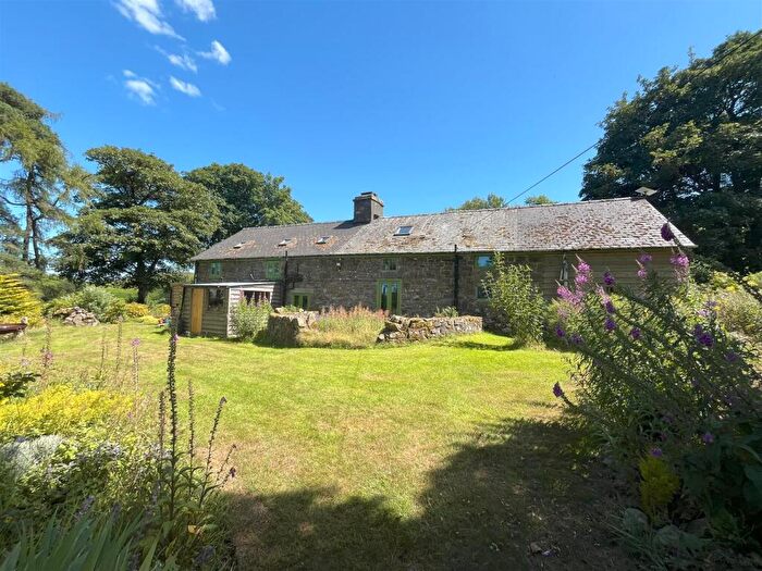 4 Bedroom Detached House For Sale In Llanwrthwl, LD1