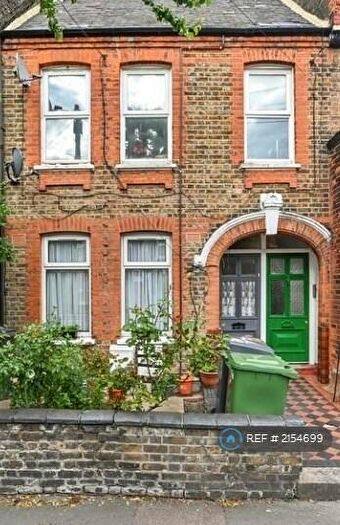 2 Bedroom Maisonette To Rent In Hibbert Road, London, E17