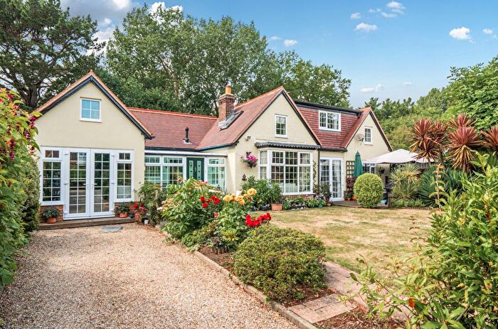 5 Bedroom Detached House For Sale In Fourth Avenue, Havant, PO9