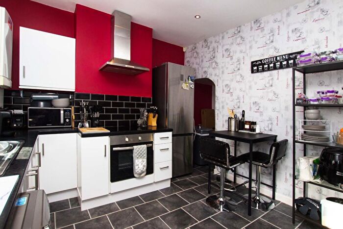 2 Bedroom Terraced House For Sale In Clarence Street, Darwen, BB3