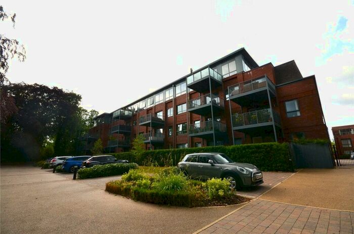 2 Bedroom Apartment To Rent In Flat, Parkland Building, Bempton Drive, Didsbury, Manchester, M20