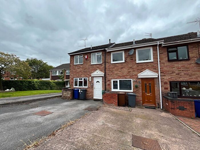 2 Bedroom Property To Rent In Marlborough Way, Uttoxeter, ST14