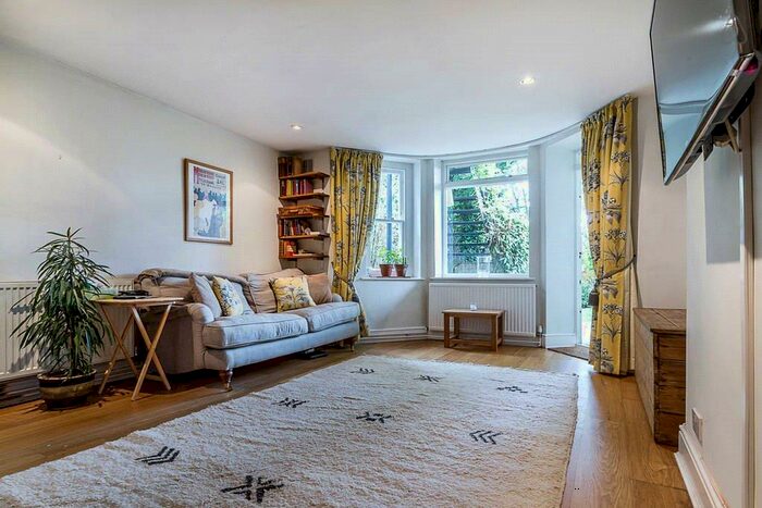 1 Bedroom Apartment To Rent In Hornsey Lane, Highgate, London, N6