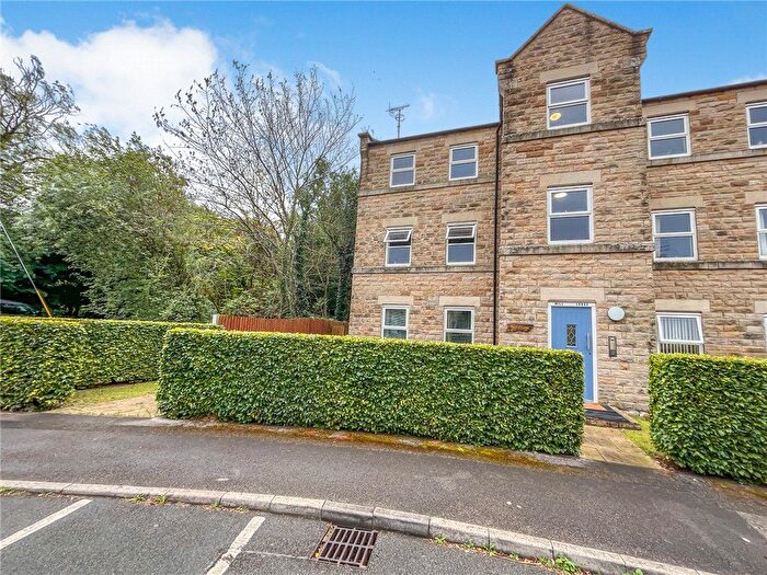 2 Bedroom Flat To Rent In Mill Fold, Addingham, Ilkley, West Yorkshire, LS29