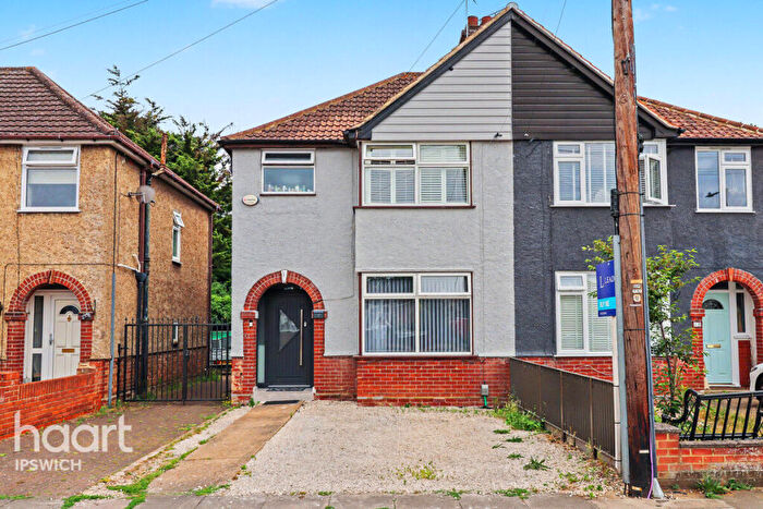 3 Bedroom Semi-Detached House For Sale In Eustace Road, Ipswich, IP1