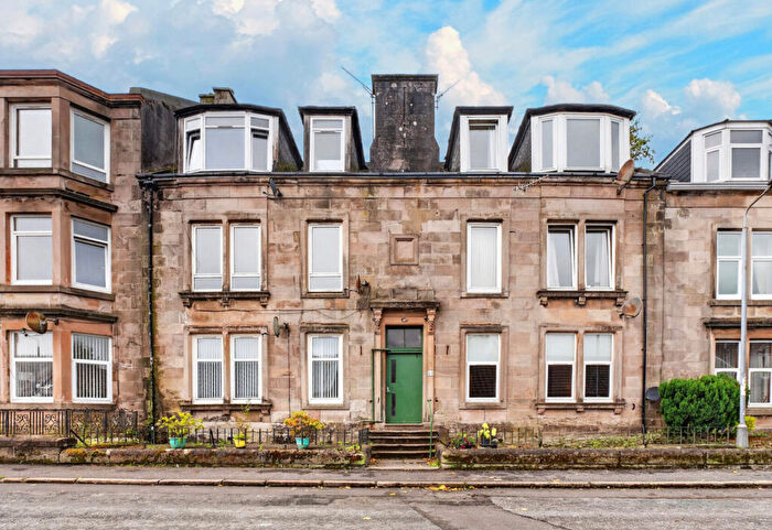 2 Bedroom Apartment For Sale In B Royal Street, Gourock, PA19