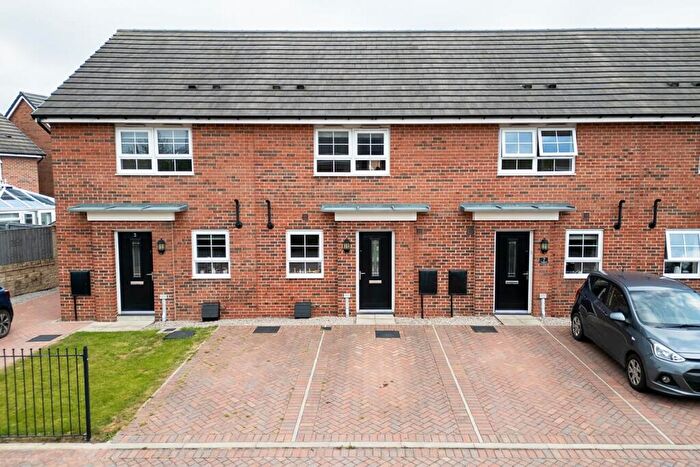 3 Bedroom Terraced House For Sale In Foxglove Drive, Longridge, Lancs, PR3