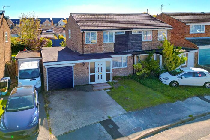 3 Bedroom Semi-Detached House For Sale In Beechwood Avenue, Melbourn, SG8