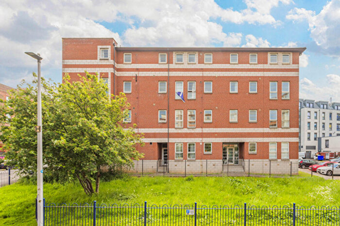 2 Bedroom Apartment For Sale In Alexander Drive, Edinburgh, EH11