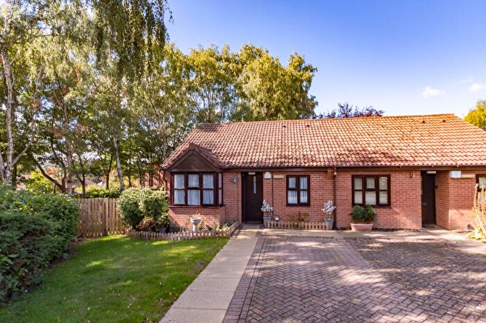 2 Bedroom Semi-Detached Bungalow For Sale In Windleden Road, Loughborough, LE11