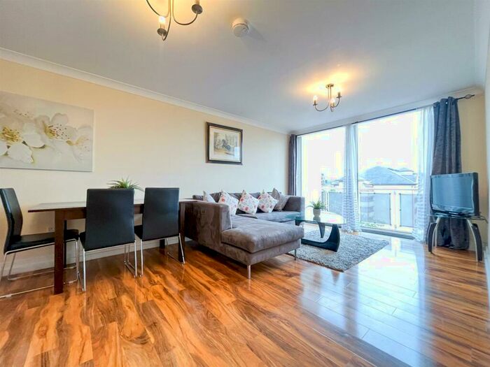 3 Bedroom Apartment To Rent In Regent Court, St John's Wood, NW8