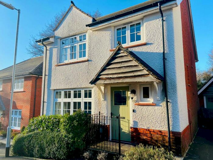 4 Bedroom Link Detached House To Rent In New Inn, Pontypool, NP4