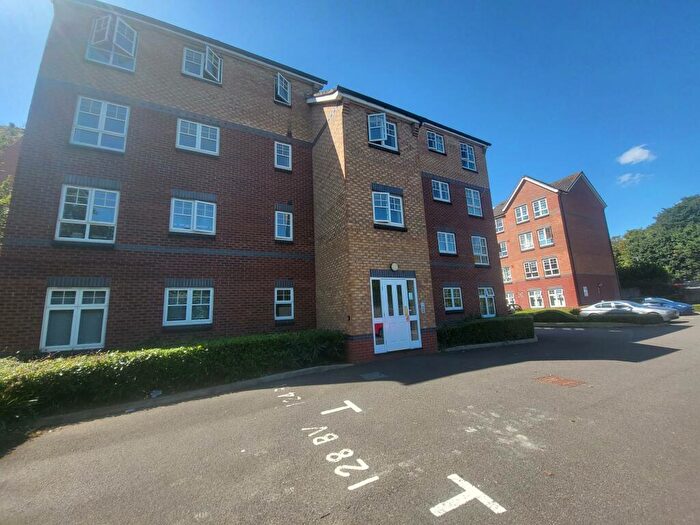 2 Bedroom Flat To Rent In Beckets View, Town Centre, Northampton, NN1