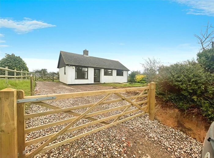 3 Bedroom Bungalow To Rent In The Street, Finglesham, Deal, Kent, CT14