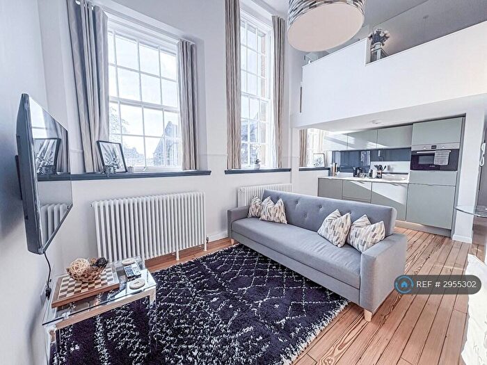 1 Bedroom Flat To Rent In Mcdonald Road, Edinburgh, EH7