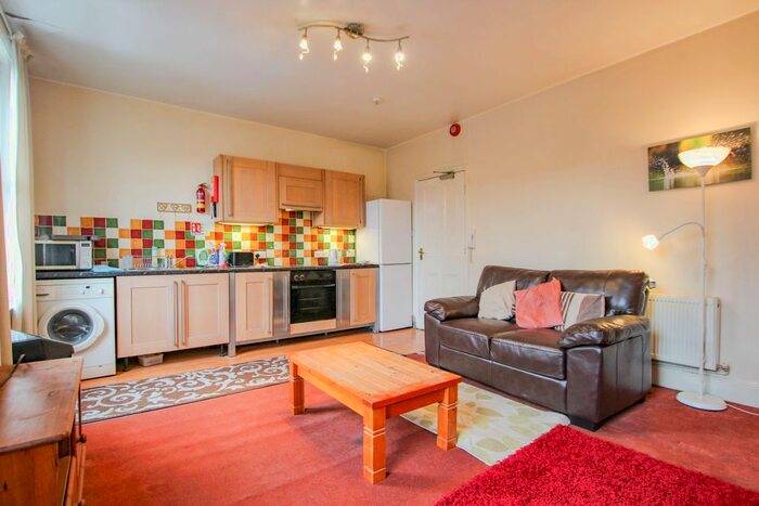 1 Bedroom Flat To Rent In Melbourne Street, York, North Yorkshire YO10