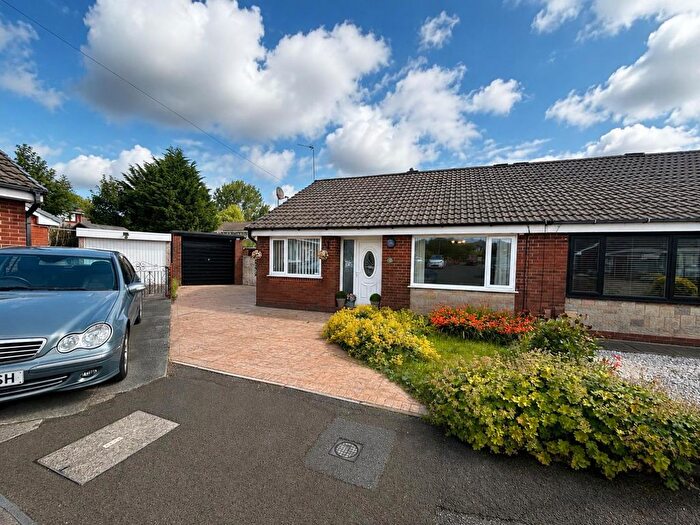 2 Bedroom Semi-Detached Bungalow For Sale In Lowton Street, Radcliffe, Manchester, M26